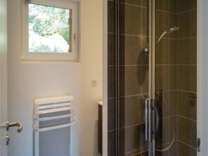 Hebergement Four-Bedroom Holiday Home in Gerardmer : photos des chambres