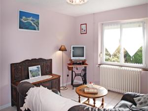 Hebergement Two-Bedroom Holiday home 0 in Plougrescant : photos des chambres