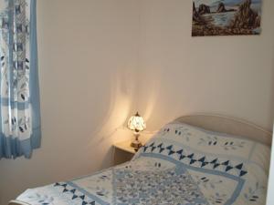 Hebergement Holiday home Treguier with a Fireplace 350 : photos des chambres