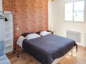 Hebergement Four-Bedroom Holiday Home in Paziols : photos des chambres