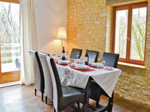 Hebergement Two-Bedroom Holiday Home in Pontcirq : Maison de Vacances 2 Chambres