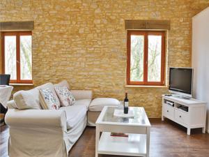 Hebergement Two-Bedroom Holiday Home in Pontcirq : photos des chambres