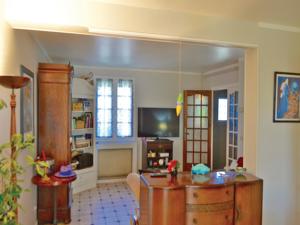 Hebergement Three-Bedroom Holiday Home in Guichainville : photos des chambres