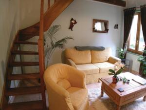 Hebergement Holiday Home Embry Rue Du Haut Pont : photos des chambres