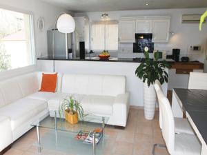 Hebergement Three-Bedroom Holiday home Ancone with a Fireplace 05 : photos des chambres