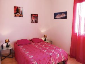 Hebergement Three-Bedroom Holiday home Ancone with a Fireplace 05 : photos des chambres