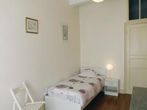 Hebergement Holiday Home Montelimar Nord with Fireplace XII : photos des chambres