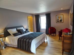 Chambres d'hotes/B&B Domaine La Bastide : Chambre Lit Queen-Size - Vue sur Jardin