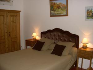 Chambres d'hotes/B&B Domaine du Parais B&B : Chambre Lit Queen-Size - Vue sur Jardin