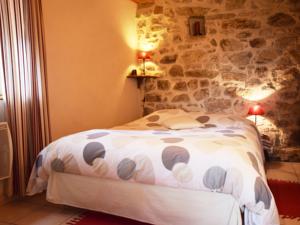 Hebergement Maison De Vacances - Saint-Pierre-De-Colombier : photos des chambres