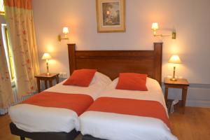 Brit Hotel Comtes De Champagne Centre Historique : photos des chambres