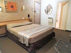 Hotel The Originals d'Angleterre Salon-de-Provence (ex Inter-Hotel) : Chambre Double Supérieure