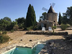 Hebergement Moulin de maitre Cornille : photos des chambres