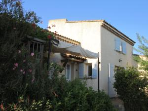 Hebergement Maison en Provence la Fare les Oliviers : photos des chambres