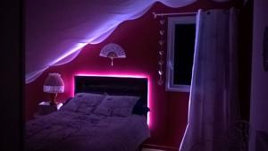 Hebergement Les Nids de Mesanges : Chambre Double avec Lit d'Appoint