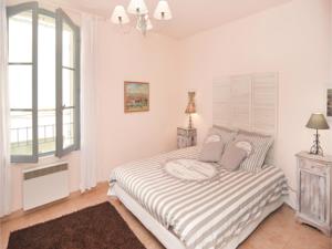 Appartement One-Bedroom Apartment in Uzes : photos des chambres