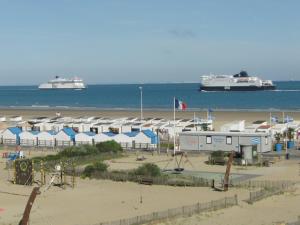 Appartement Studio vue sur mer : photos des chambres