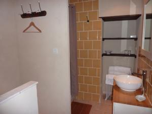 Chambres d'hotes/B&B La Calade Chambres d'Hotes & Espace Bien-Etre : Chambre Double 