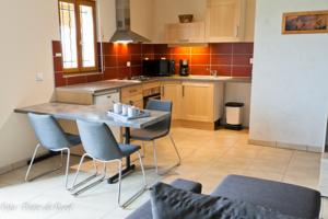 Appartement Les Hauts de Toscane : photos des chambres