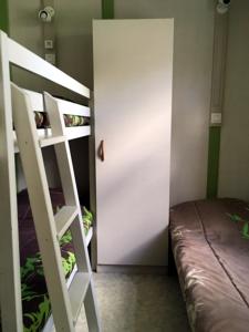 Hebergement Camping Domaine Sainte Madeleine : photos des chambres
