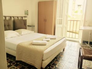 Hotel Le Centre : Chambre Double Classique avec Lavabo et Toilettes