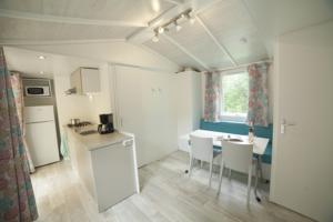 Hebergement RCN Val de Cantobre : Mobile Home 2 Chambres