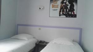 Hotel Cinepole : Chambre Lits Jumeaux