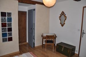 Hebergement Camping Les Framboiseilles : Chambre Double ou Lits Jumeaux