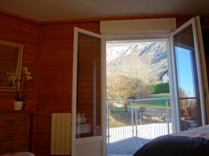 Appartement Chalet de TARA : photos des chambres