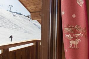 Hotel les Flocons : Chambre Quadruple - Vue sur Montagnes