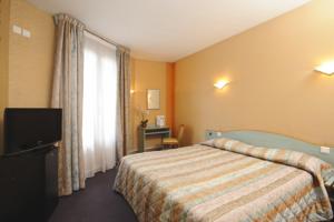 Hotel Auriane Porte De Versailles : Chambre Triple
