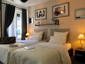 Hotel Clairefontaine : Chambre Lits Jumeaux