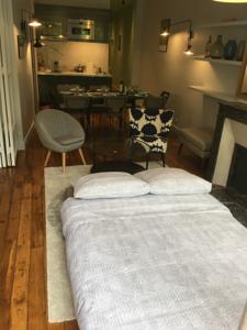 Appartement Cosy 3 Chambres au Coeur de Paris : photos des chambres