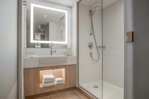 Hotel Courtyard by Marriott Paris Roissy Charles de Gaulle Airport : photos des chambres