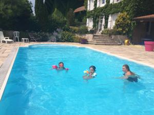 Chambres d'hotes/B&B Chambres d'hotes Les Templiers : photos des chambres