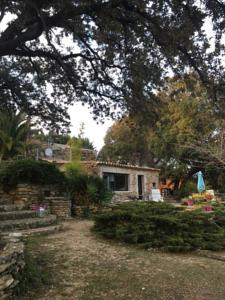 Hebergement Domaine Du Coulet : photos des chambres