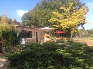 Hebergement Domaine Du Coulet : photos des chambres