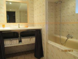 Hebergement Maisons de Vacances La Petite Barjoune : photos des chambres