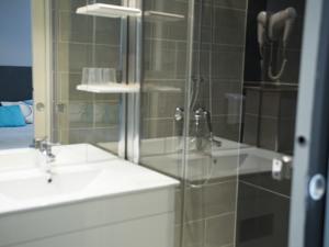 Hotel Aux Lys d'Or : Chambre Double 