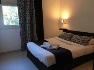 Brit Hotel Salon de Provence : photos des chambres