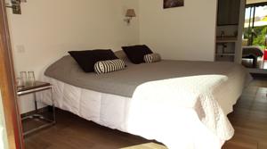 Hebergement gite le mas de lache : photos des chambres