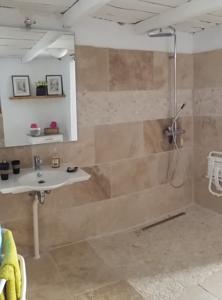 Hebergement La Bastide Des Calades : photos des chambres