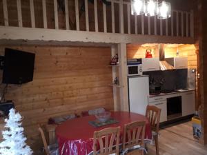 Appartement Cosy : Appartement avec Balcon