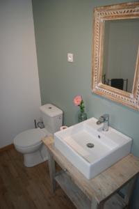 Chambres d'hotes/B&B La Cour du Rhone : photos des chambres