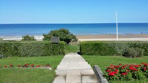 Appartement Magnifique vue Mer et Foret : photos des chambres