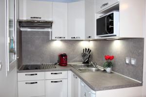 Appartement Magnifique vue Mer et Foret : photos des chambres