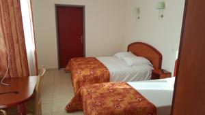 Hotel Auberge de la Meouge : Chambre Triple
