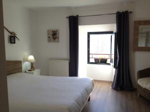 Chambres d'hotes/B&B La Batisse chambres d'hotes : photos des chambres