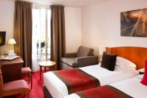 Europe Hotel Paris Eiffel : Chambre Triple