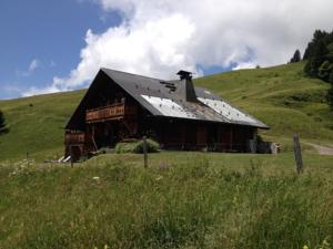 Hebergement Reine des Aravis - chalet isole : photos des chambres